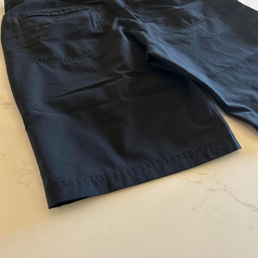 Gerry-weber Men's Black Shorts - Picture 8 of 8